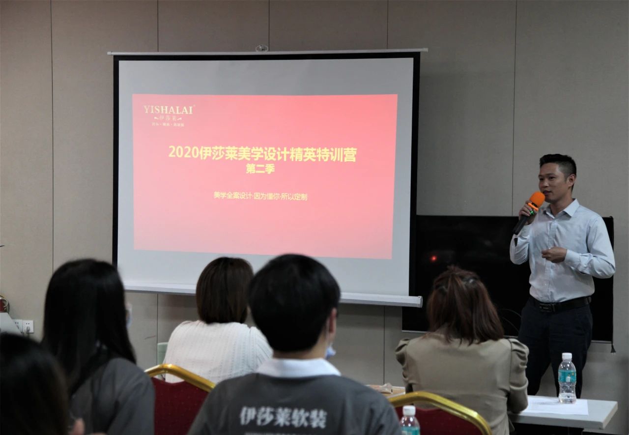 午夜成人精品视频-邱小堅